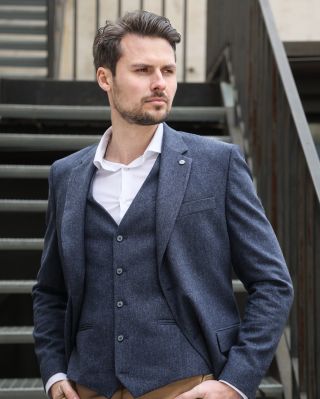 Hledáte ideální podzimní outfity? Na našem e-shopu je teď najdete a jako bonus při nákupu nad 2000 Kč získáte dopravu...