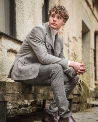 Separátní sako je základ moderního business casual.🍂 Stačí ho zkombinovat s chinos nebo kvalitními džínami a máš outfit,...